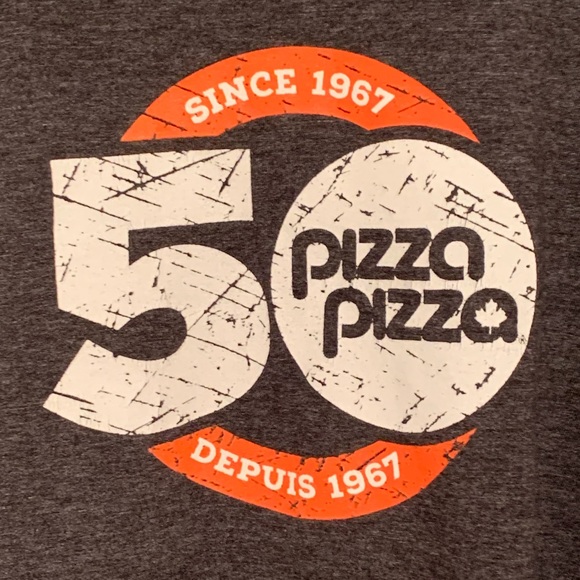 🍕 [2/$25] PIZZA PIZZA 50TH ANNIVERSARY “PIZZA IS LIFE” SHORT SLEEVE T-SHIRT 🍕 - Picture 3 of 5